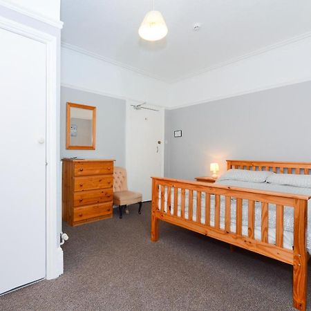 Sandy Bay Guest House Μπόρνμουθ Εξωτερικό φωτογραφία