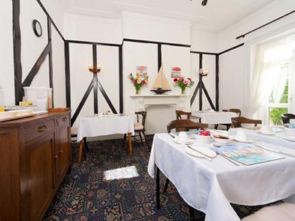 Sandy Bay Guest House Μπόρνμουθ Εξωτερικό φωτογραφία