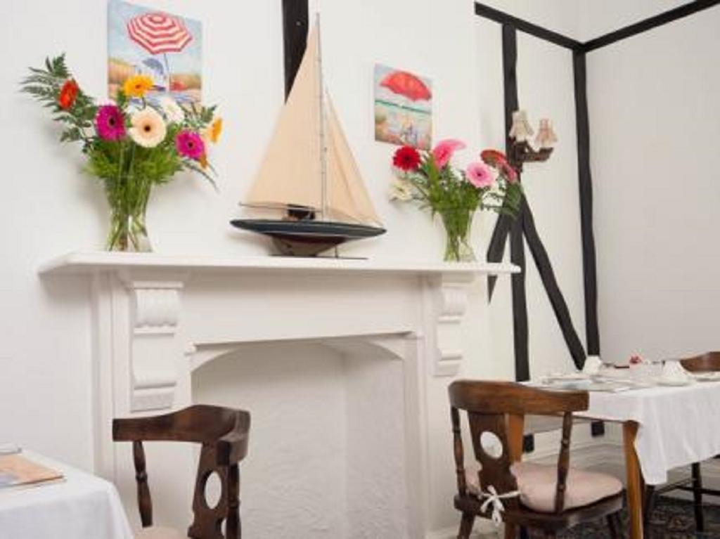Sandy Bay Guest House Μπόρνμουθ Εξωτερικό φωτογραφία
