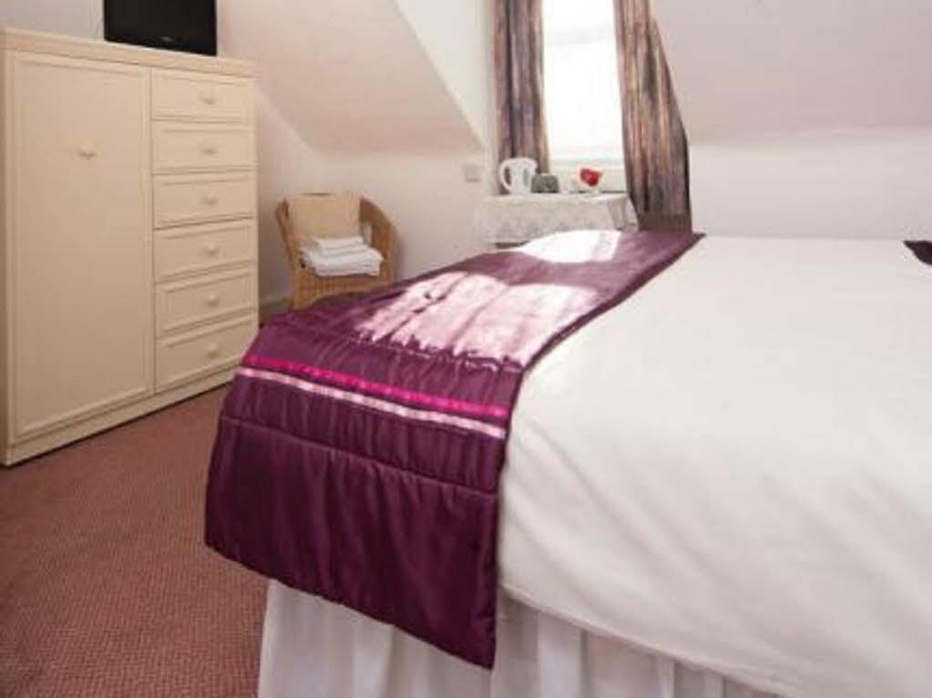 Sandy Bay Guest House Μπόρνμουθ Εξωτερικό φωτογραφία